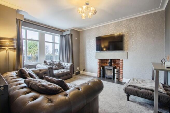 4 bed Detached for sale Image 9