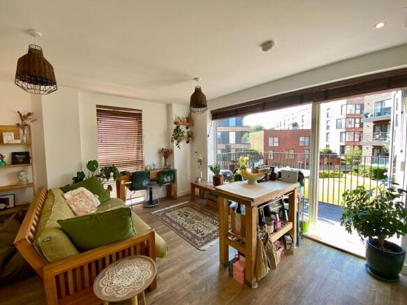 Living/dining area