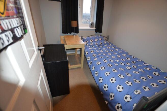 3 bed Terraced for sale Image 6