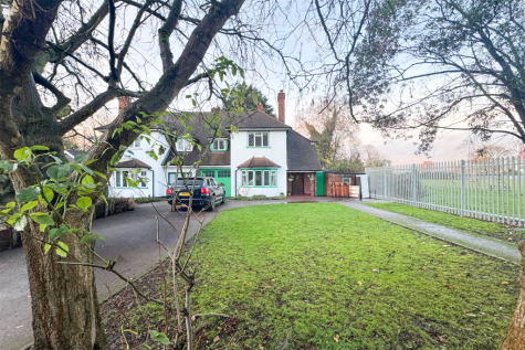 Waynflete Avenue, CR0