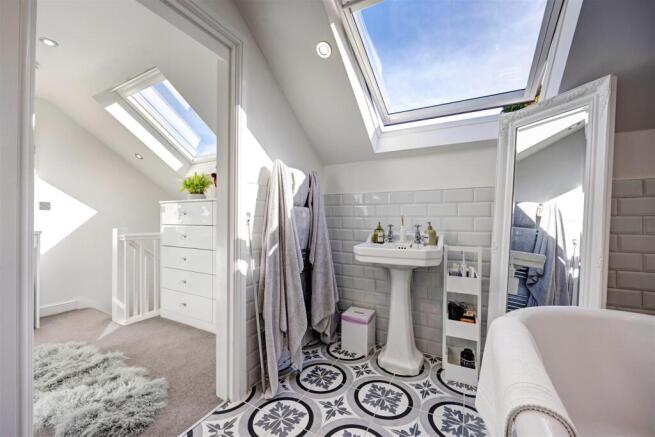 En-suite Bathroom