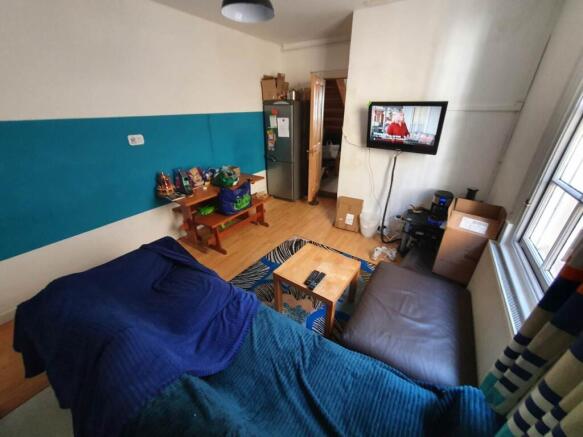 Living Room (4)