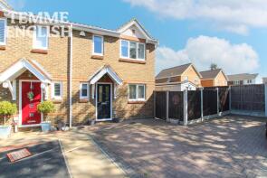 28, Terence Webster Road, Wickford SS12 9PR
