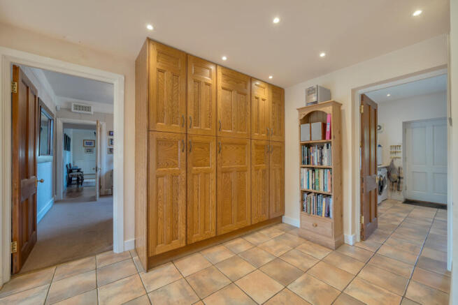 Kitchen / Breakfast Room