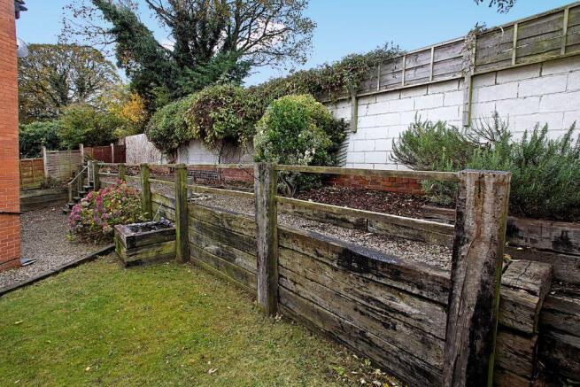 Garden at Side