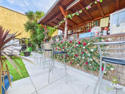 Carlton Avenue, Gillingham, ME7