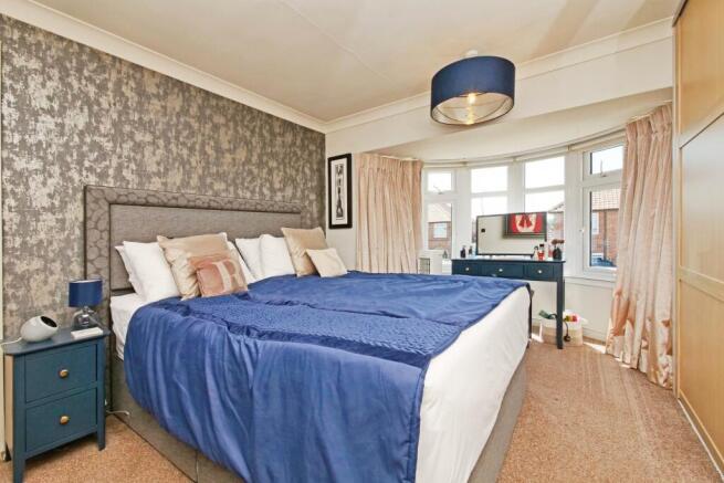 4 bed Semi-Detached for sale Image 11