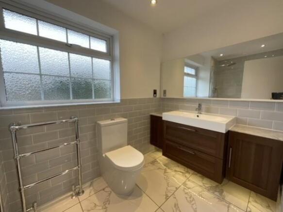 Bath 1.jpg