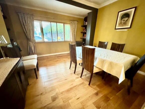 3 bed Detached for sale Image 8