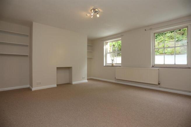 2, 101 Buckingham Road (4).JPG