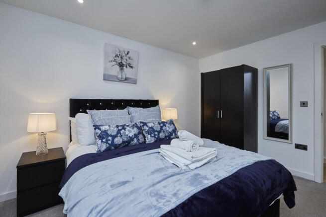 2 bed Flat to rent Image 9