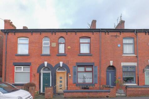 Hale Lane, Manchester, M35