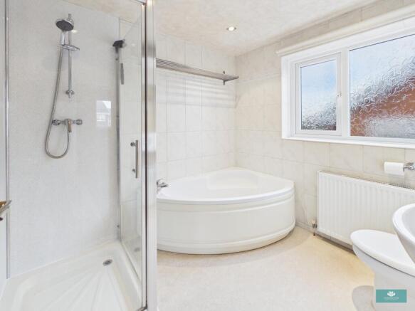 3 bed Semi-Detached for sale Image 11