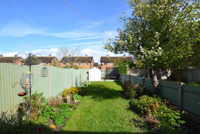 12 Springfield Road gdn.JPG