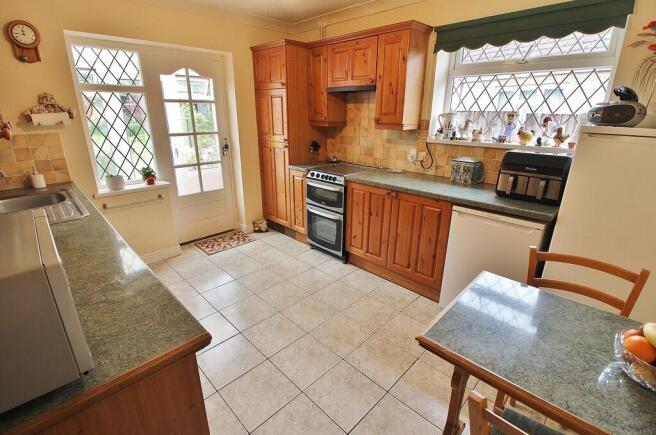 Alameda Road, Waterlooville photo 4