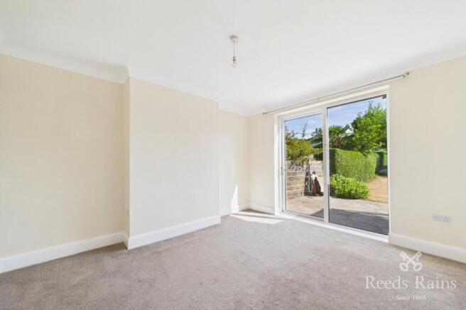 3 bed Semi-Detached for sale Image 8