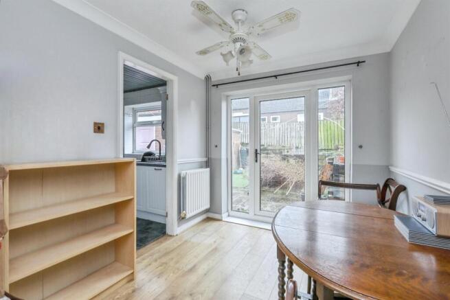 3 bed Semi-Detached for sale Image 5
