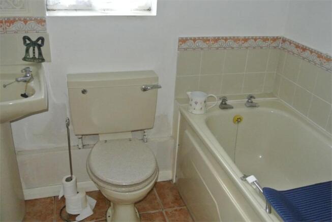 Photo 10