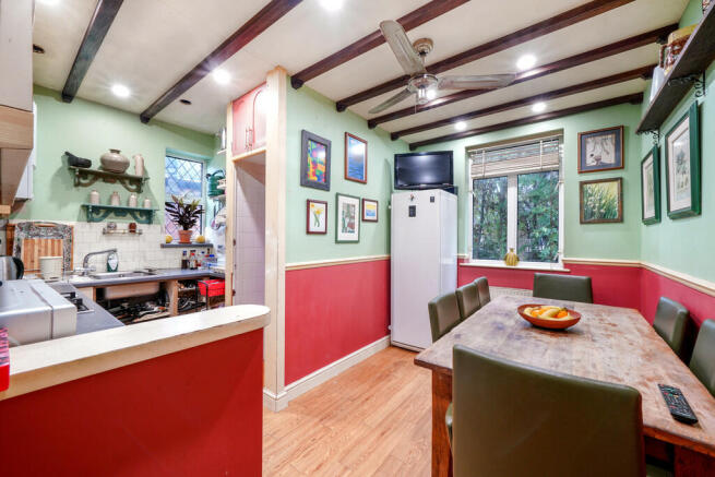 40A Deacon Road -...