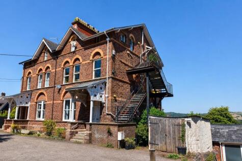 St. Aubyns Villas, Tiverton