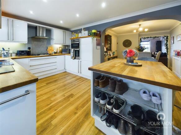 Kitchen/Breakfast