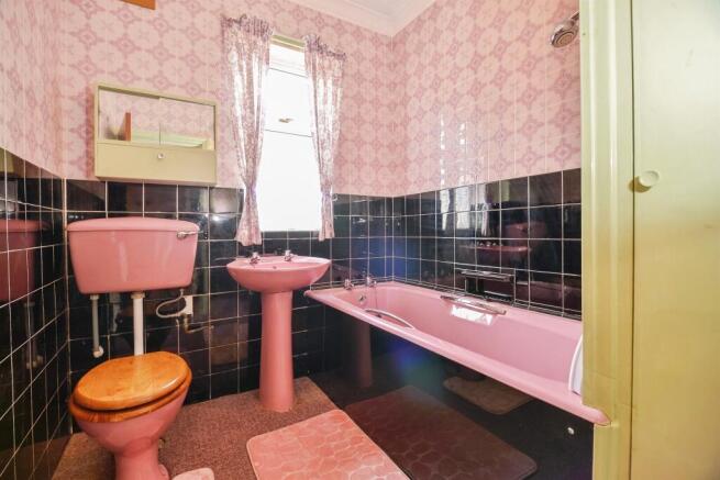 2 bed Detached Bungalow for sale Image 12