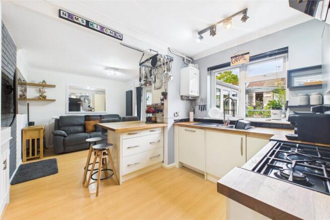 Marks Road, Wokingham, Berkshire, RG41 photo 3