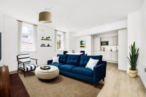 11, Beverston Mews, London W1H 2BZ