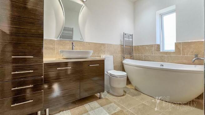 En-suite.