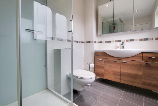 Ensuite To Master...
