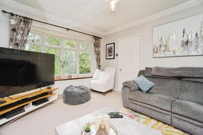 3 bed Semi-Detached for sale Image 7