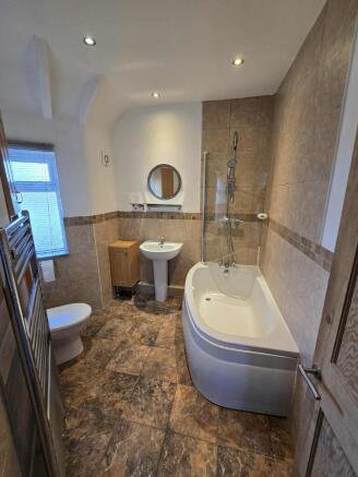 Family bathroom