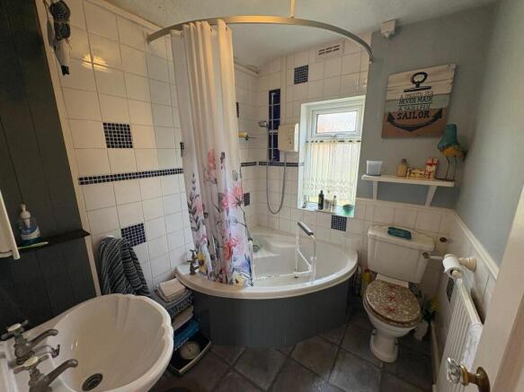 2 bed End of Terrace for sale Image 5