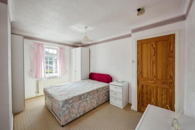 3 bed Semi-Detached for sale Image 9