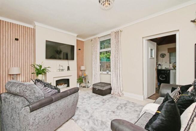 3 bed Terraced for sale Image 5
