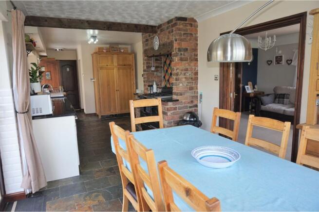 Kitchen / Diner