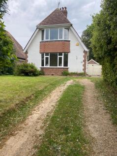 Sea Lane, Rustington, Littlehampton, BN16