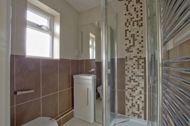 En-suite Shower R...