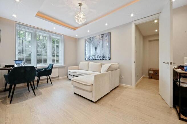 AHTEC - Flat 8, Hillsborough Court - Reception12 (