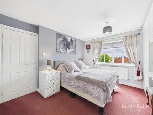 5 bed Detached for sale Image 10