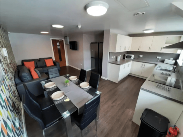 House in Newcastle upon Tyne, Tyne and Wear - View 5