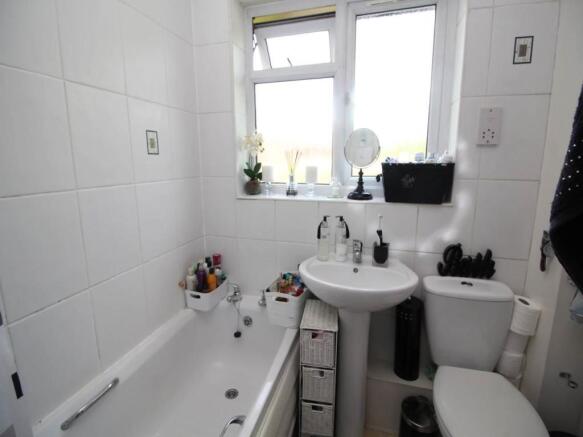 Bathroom.JPG