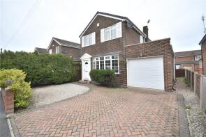 7, Whinmoor Court, Whinmoor, Leeds LS14 1NX