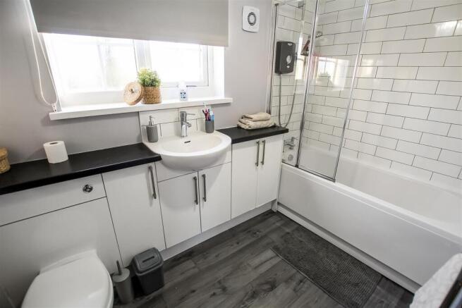Family Bathroom/WC