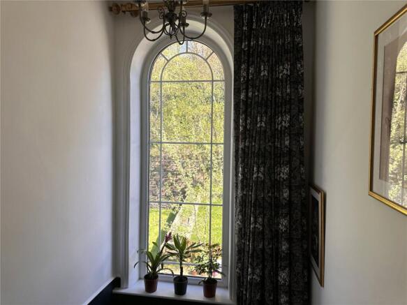 3 bed Terraced for sale Image 11