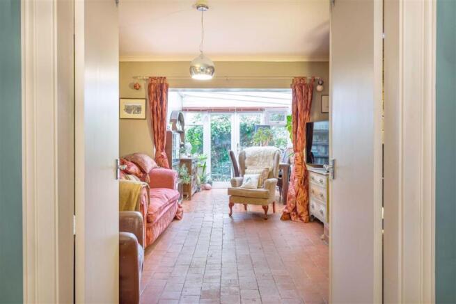 SITTING ROOM