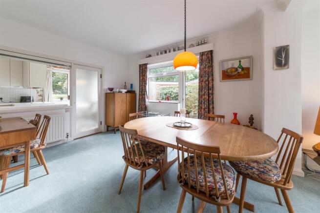 9 Manor Way (9 of 26