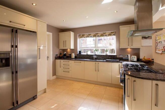 KITCHEN/DINER