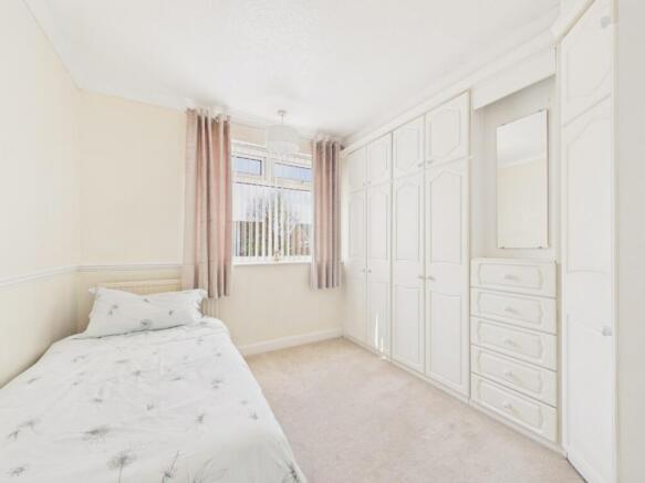 3 bed Terraced for sale Image 7
