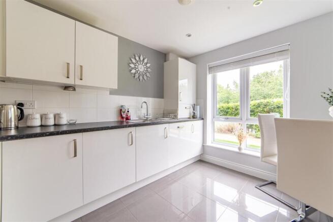 Shotton View, Newcastle Upon Tyne, NE13 photo 4